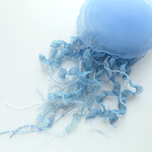 Load image into Gallery viewer, 【一点もの】016「ただそばにいてほしい青色」 (size: BIG) One-of-a-kind Jellyfish 016