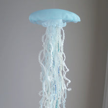 Load image into Gallery viewer, 【一点もの】013「永遠の安心に包まれたい」 (size: M) One-of-a-kind Jellyfish 013