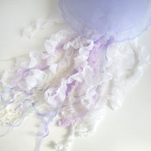 Load image into Gallery viewer, 大きなクラゲのモビール(紫)