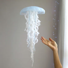 Load image into Gallery viewer, 青いクラゲ(インテリア雑貨)