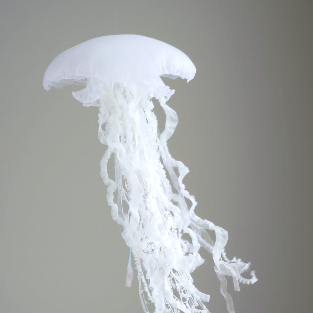 Jellyfish Mobile  [size:M / White ] 1pc