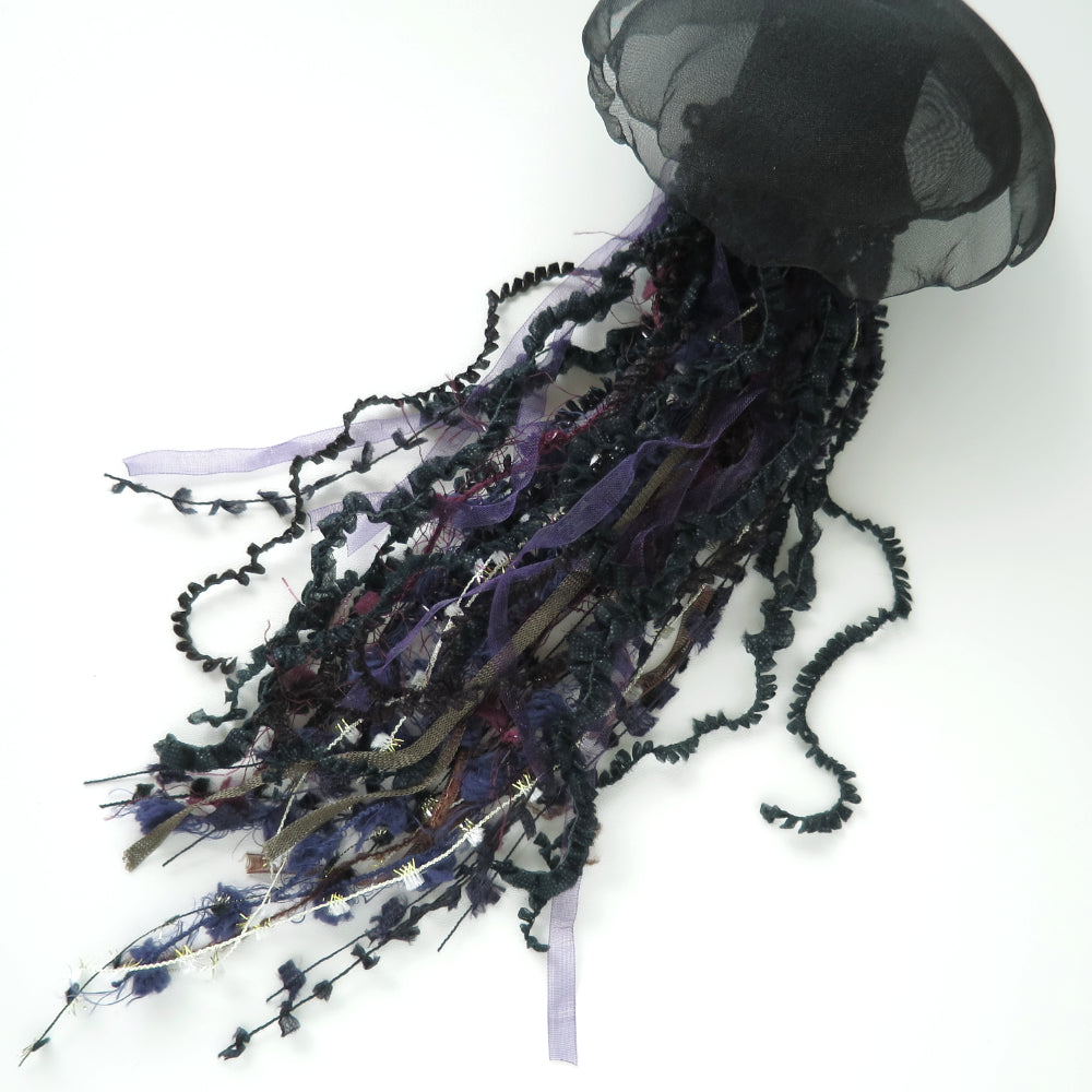 046【一点もの】「一年に一度だけ会えるクラゲ」黒x紫 (size: M) One-of-a-kind Jellyfish 046