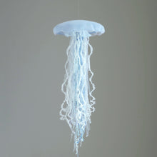 画像をギャラリービューアに読み込む, 【一点もの】006「隠しても隠しきれないもの」 (size: M) One-of-a-kind Jellyfish 006
