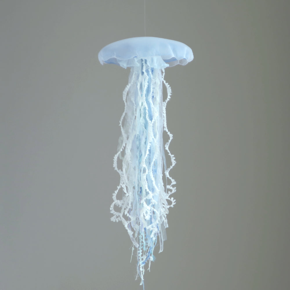 【一点もの】006「隠しても隠しきれないもの」 (size: M) One-of-a-kind Jellyfish 006