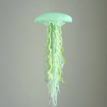 画像をギャラリービューアに読み込む, 【一点もの】009「昨日とは違う朝を求めて」 (size: M) One-of-a-kind Jellyfish 009
