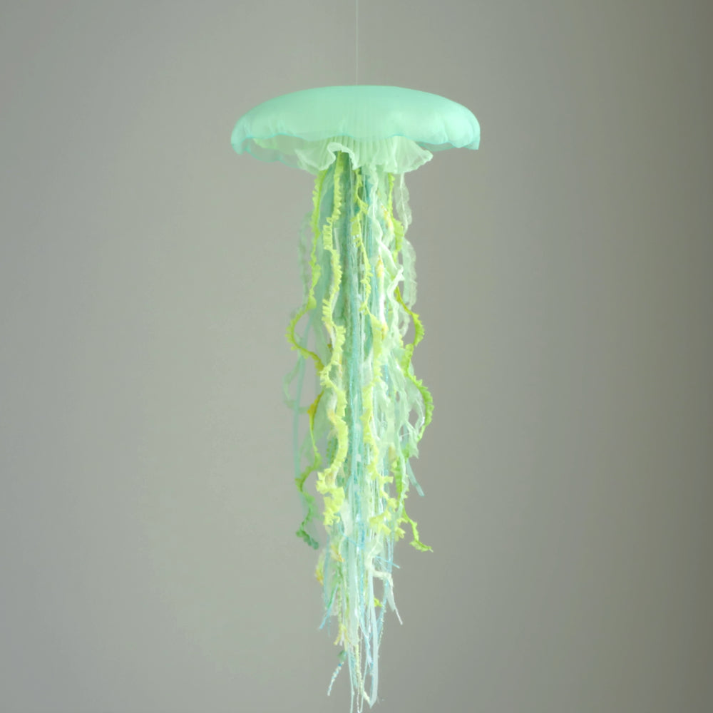 【一点もの】009「昨日とは違う朝を求めて」 (size: M) One-of-a-kind Jellyfish 009