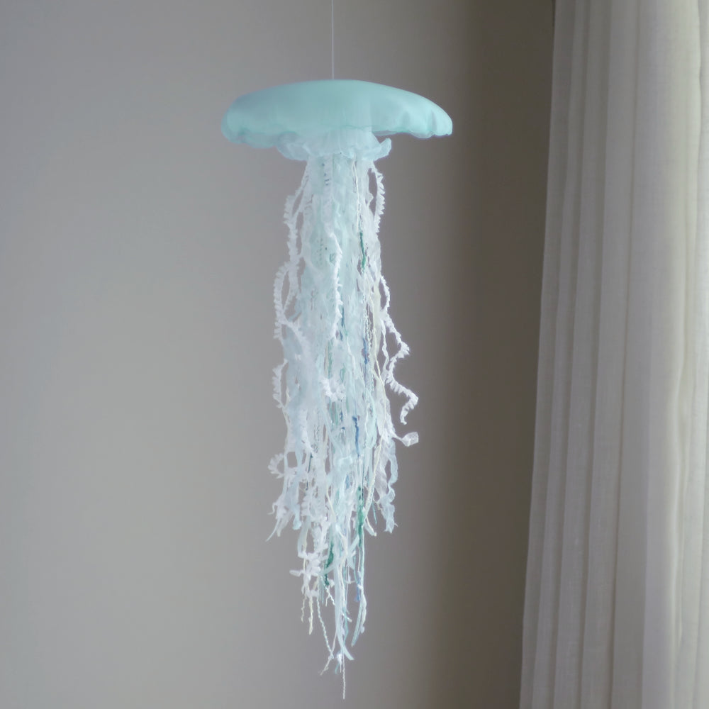 【一点もの】013「永遠の安心に包まれたい」 (size: M) One-of-a-kind Jellyfish 013