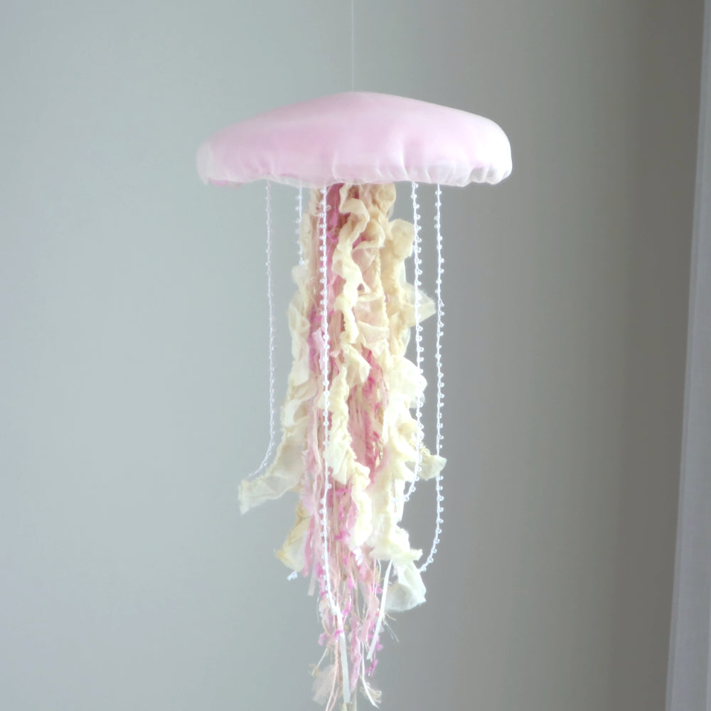 049【一点もの】「空想と現実の間に住む桃色クラゲ」 (size: M-wide) One-of-a-kind Jellyfish 049