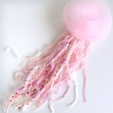 Load image into Gallery viewer, 【一点もの】007「甘く 可愛く ときどき毒」 (size: M) One-of-a-kind Jellyfish 007
