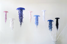 이미지를 갤러리 뷰어에 로드 , 033【一点もの】「深い海 深いブルー」 (size: M-wide) One-of-a-kind Jellyfish 033
