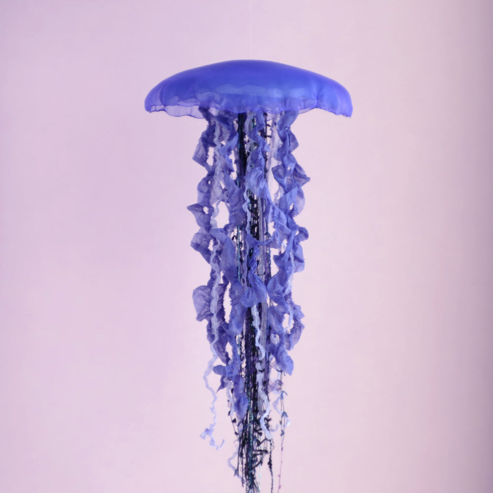 039【一点もの】「ふたつの色から生まれる ひとつの色」(size: L) One-of-a-kind Jellyfish 039