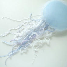 Load image into Gallery viewer, ［新作］海の結晶クラゲ（Light blue）Sea crystal jellyfish
