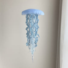 Load and play video in Gallery viewer, 【一点もの】016「ただそばにいてほしい青色」 (size: BIG) One-of-a-kind Jellyfish 016
