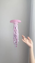 Load and play video in Gallery viewer, 047【一点もの】「愛を注ぎすぎるマゼンダクラゲ」 (size: M) One-of-a-kind Jellyfish 047
