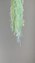 在图库查看器中加载和播放视频，[ 独一无二 ]水母挂饰 -把尼莫菲拉的蓝色封闭起来- [中]
