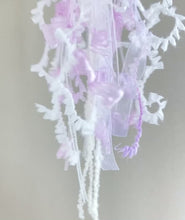 ギャラリービューア【5.4 昼12時発売】限定 ５月のクラゲ - 藤 - May jellyfish - Wisteria -に読み込んでビデオを見る
