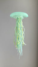 Load and play video in Gallery viewer, 【一点もの】009「昨日とは違う朝を求めて」 (size: M) One-of-a-kind Jellyfish 009
